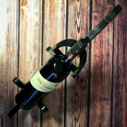 Weinflaschenhalter Riesenschnauzer